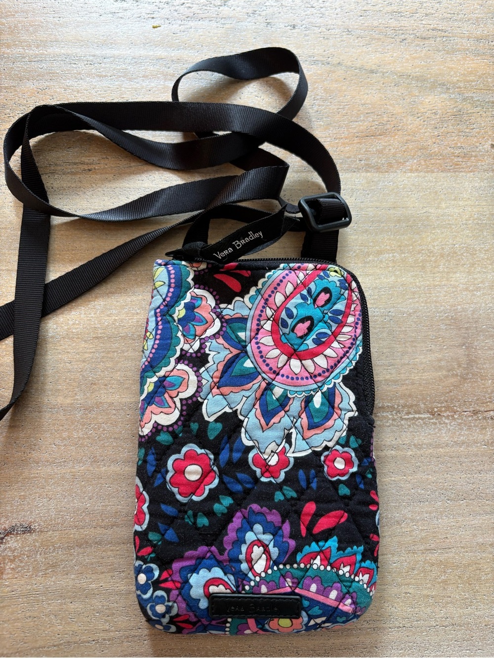 Vera Bradley Iconic RFID Mini Hipster Crossbody Floral Paisley Black EUC - Picture 5 of 6